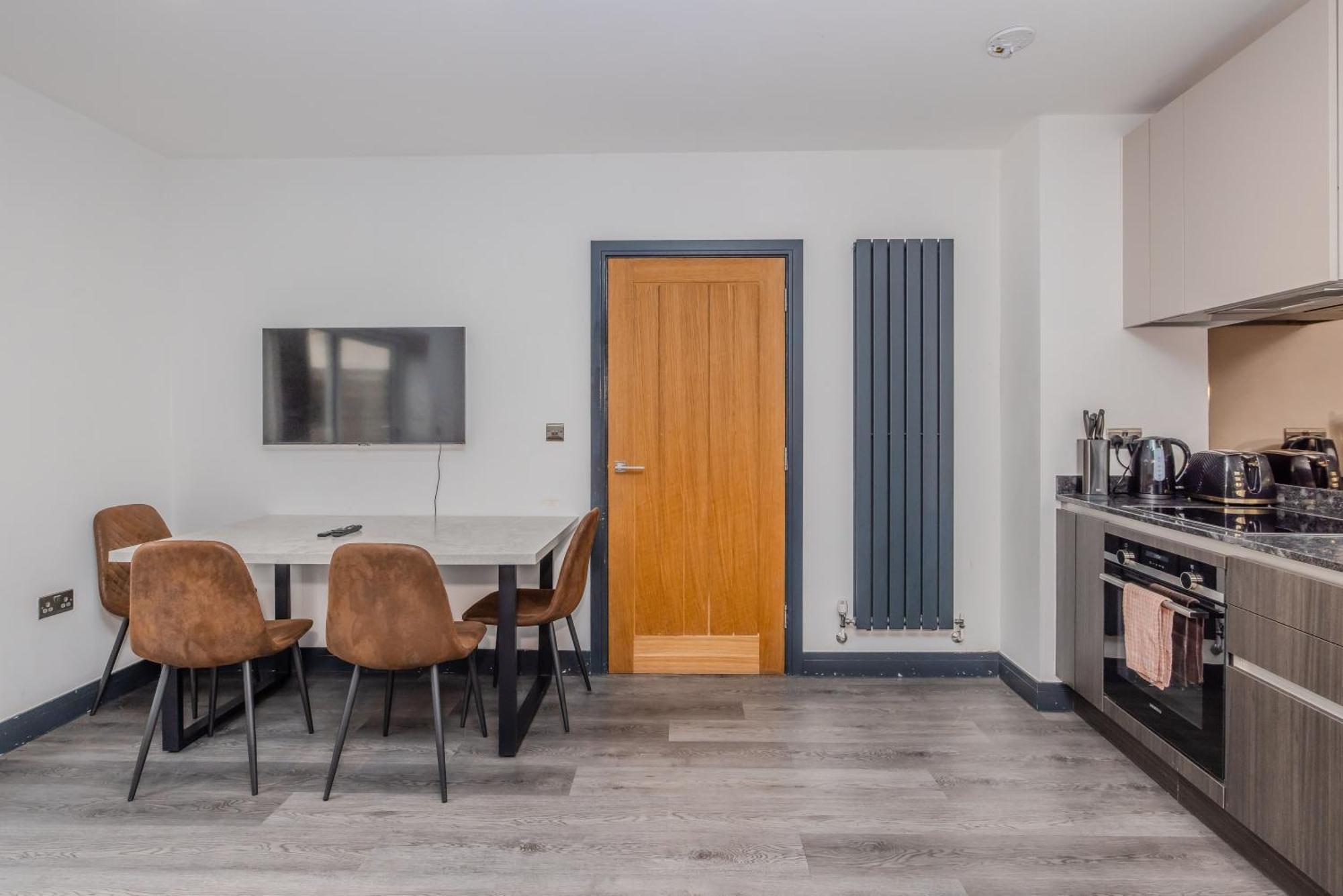 Central Hove 3 Bedroom Flat Bn340Awil Brighton Exterior foto